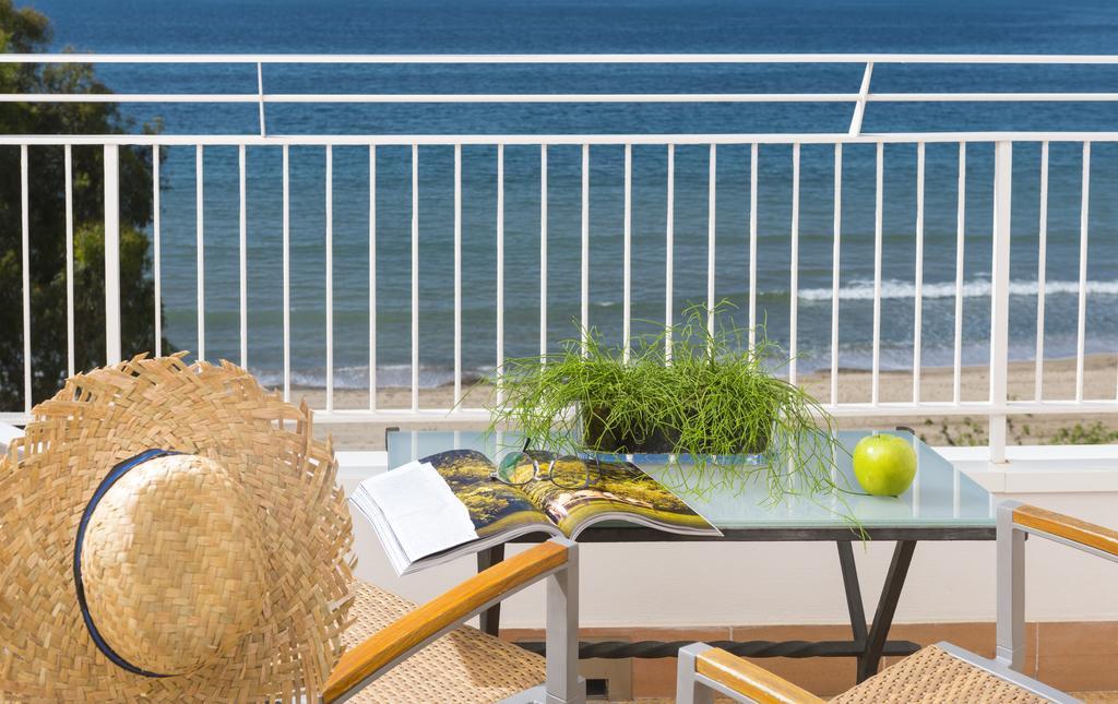 Hotel & Spa Terraza 4 Sup Росас Экстерьер фото